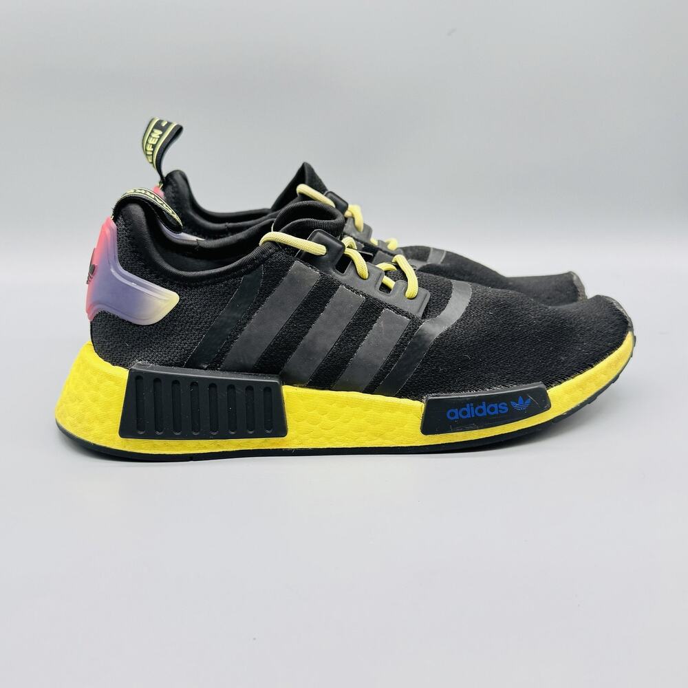 Adidas Originals Shoes Men 7.5 Black NMD R1 Boost Mesh Running Athletic Sneakers